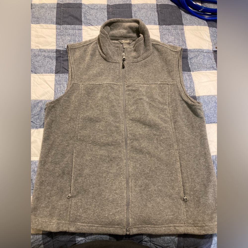 Women’s Vest Gray Fleece Zip Up Vest Coat Jacket Women’s Size Large